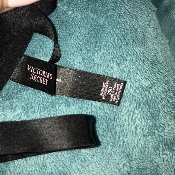 Victoria secret push up - Picture 8 of 8